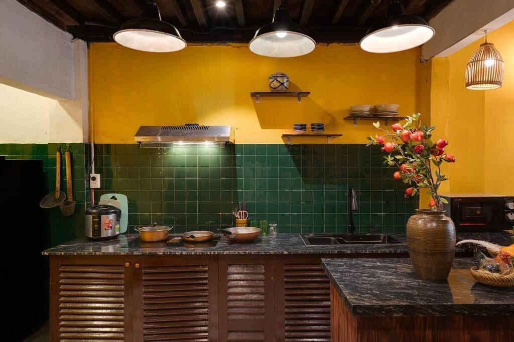 Ben Thanh Vietnamese Cultural House By Ssens Homes Nhà nghỉ TP. Hồ Chí Minh